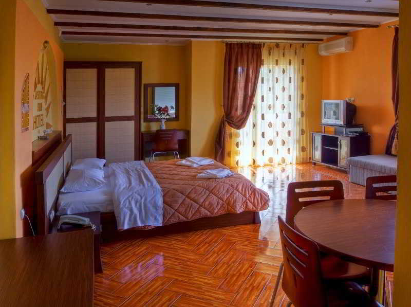 Astris Sun Hotel Luaran gambar